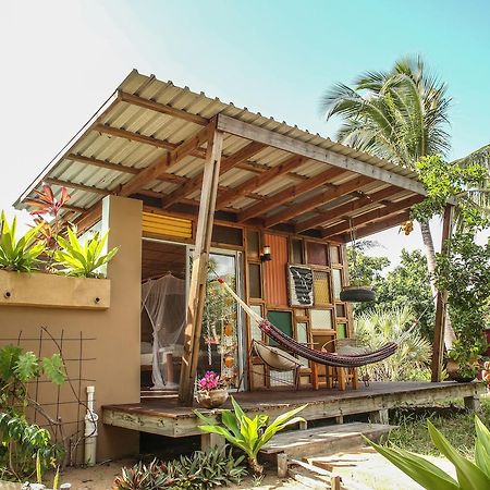 Mozambeat Motel Tofo Exterior photo