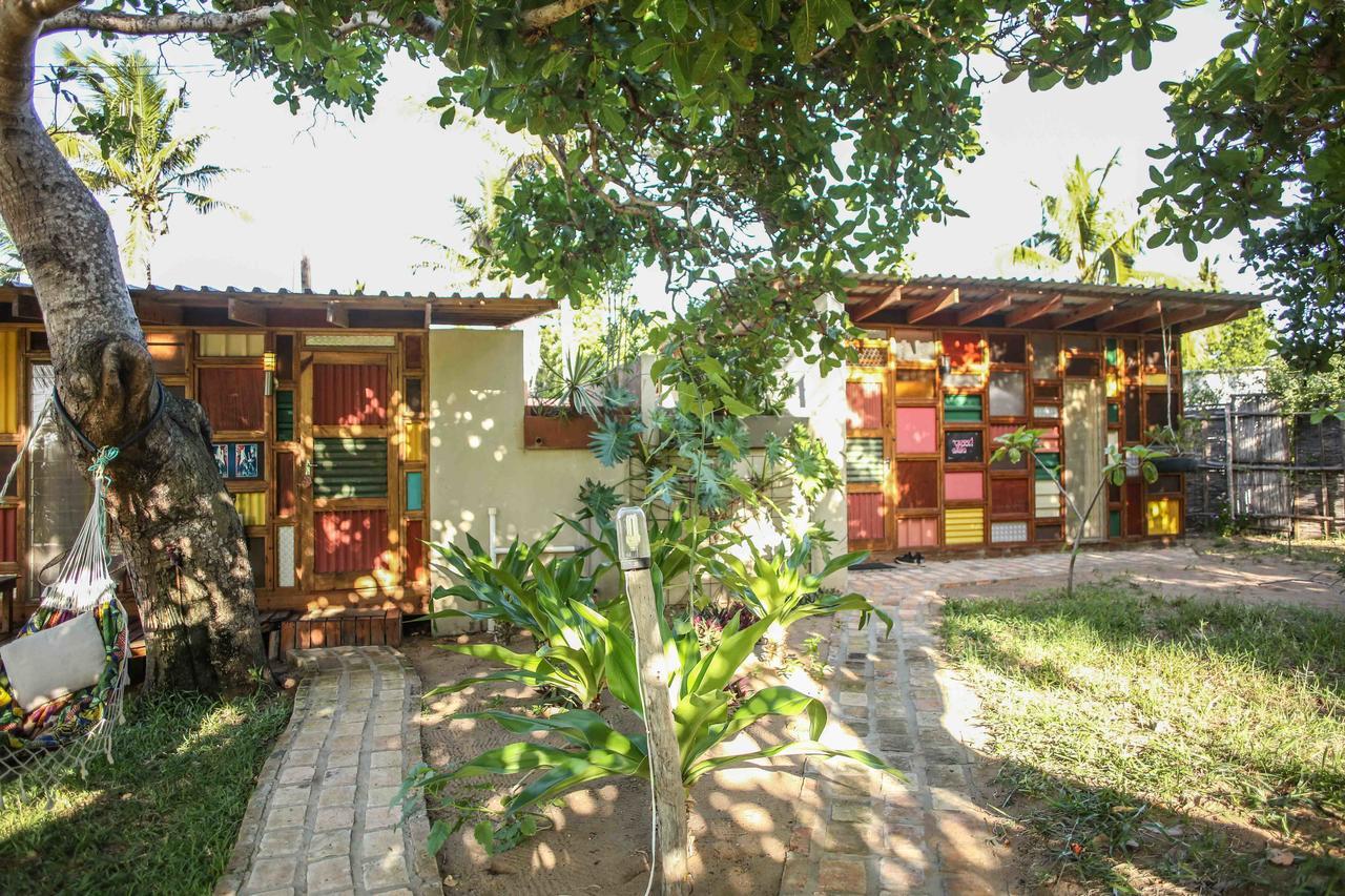 Mozambeat Motel Tofo Room photo