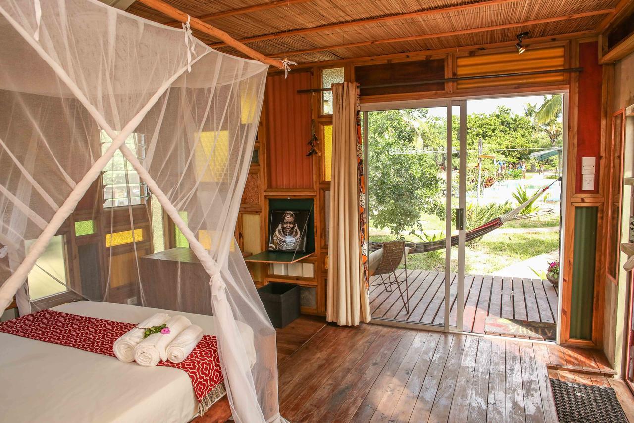 Mozambeat Motel Tofo Room photo
