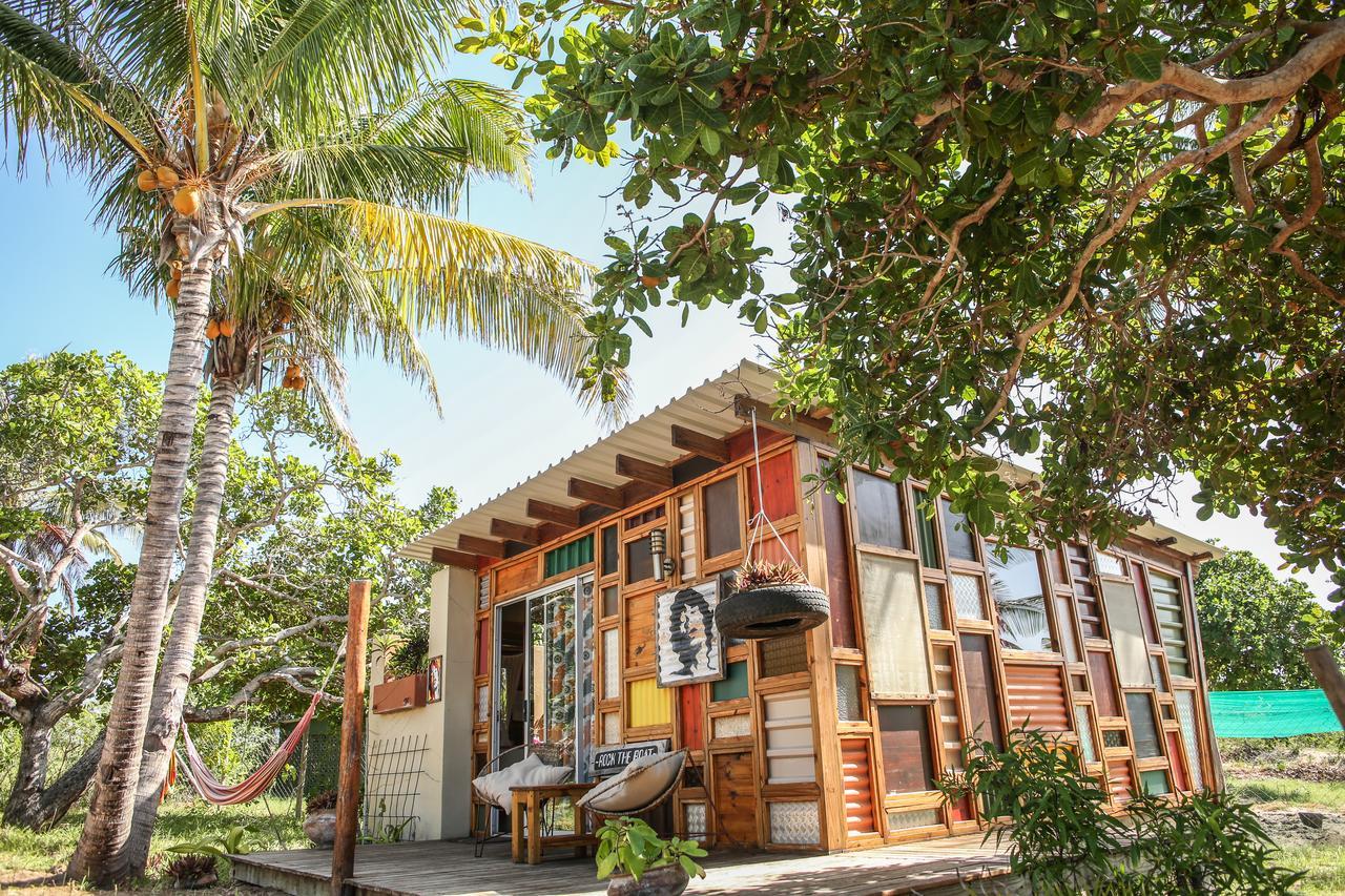 Mozambeat Motel Tofo Exterior photo