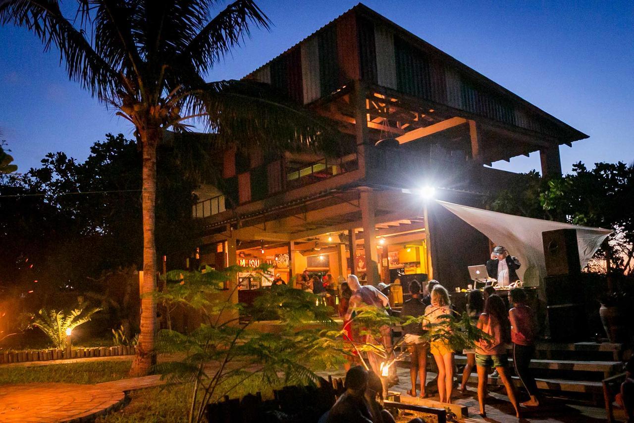 Mozambeat Motel Tofo Exterior photo